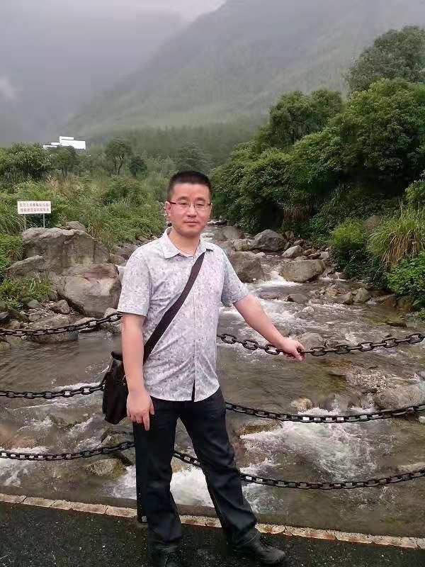 淡定牛魔王的第三张照片--周宁交友网