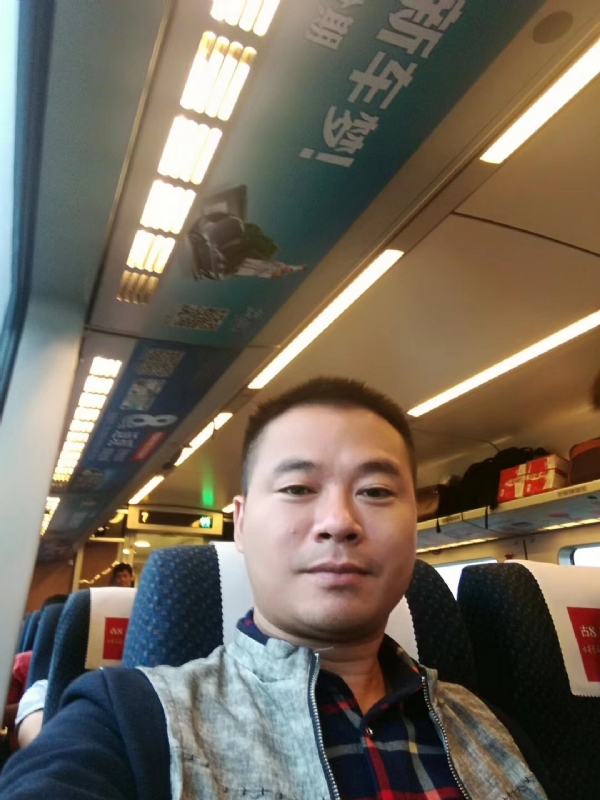等爱的人的第一张照片--周宁交友网