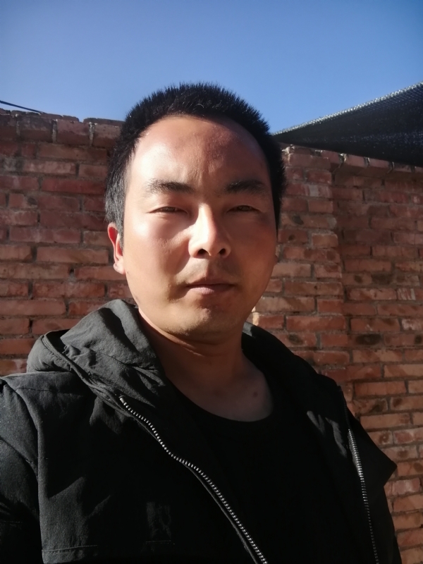 流年寂寞了谁的容颜的第一张照片--周宁交友网