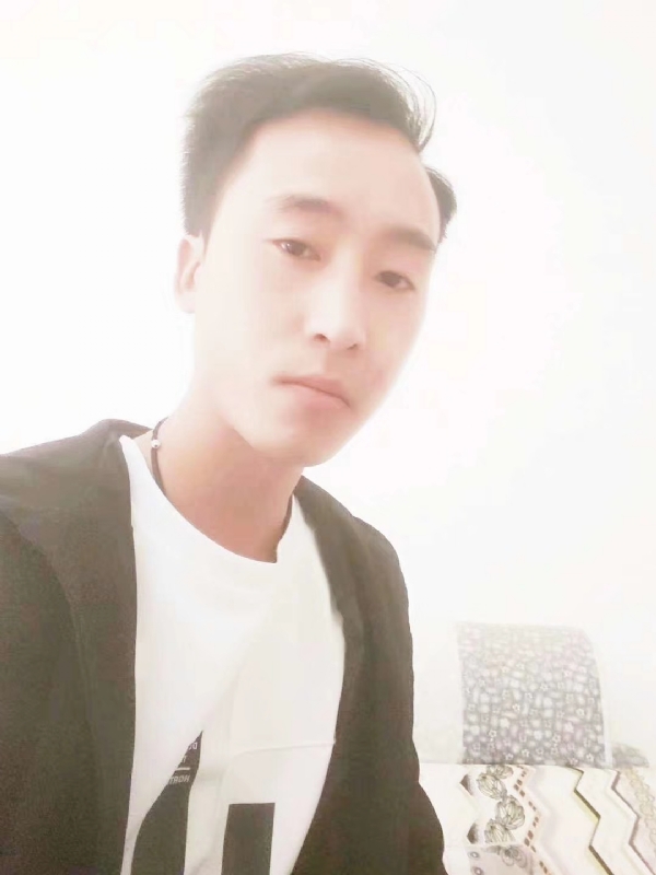 萧艺的第一张照片--周宁交友网