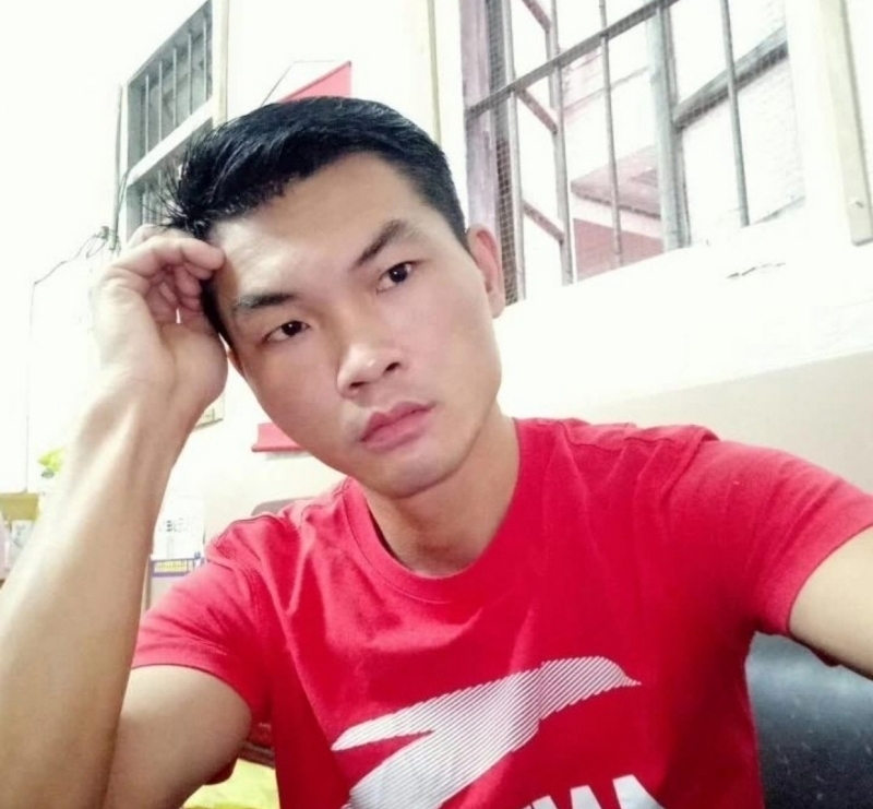 英俊的台灯的第一张照片--周宁交友网