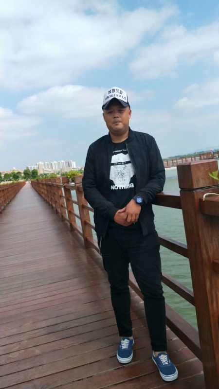 人生如戏的第二张照片--周宁交友网