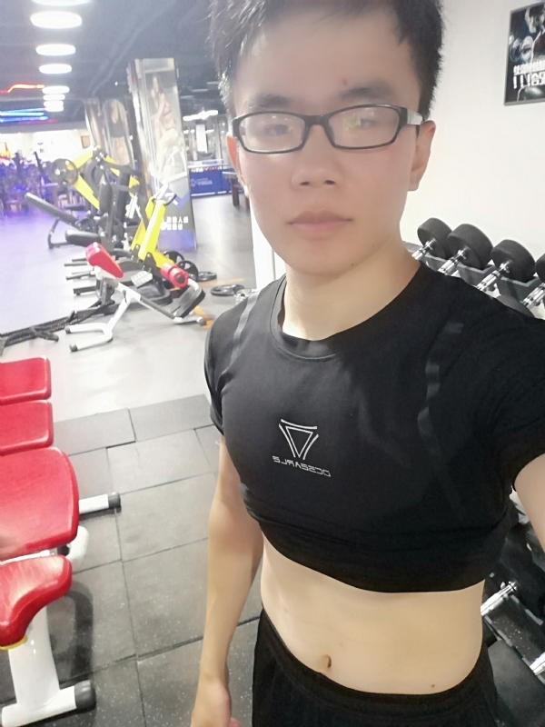 石榴裙下的第一张照片--周宁交友网