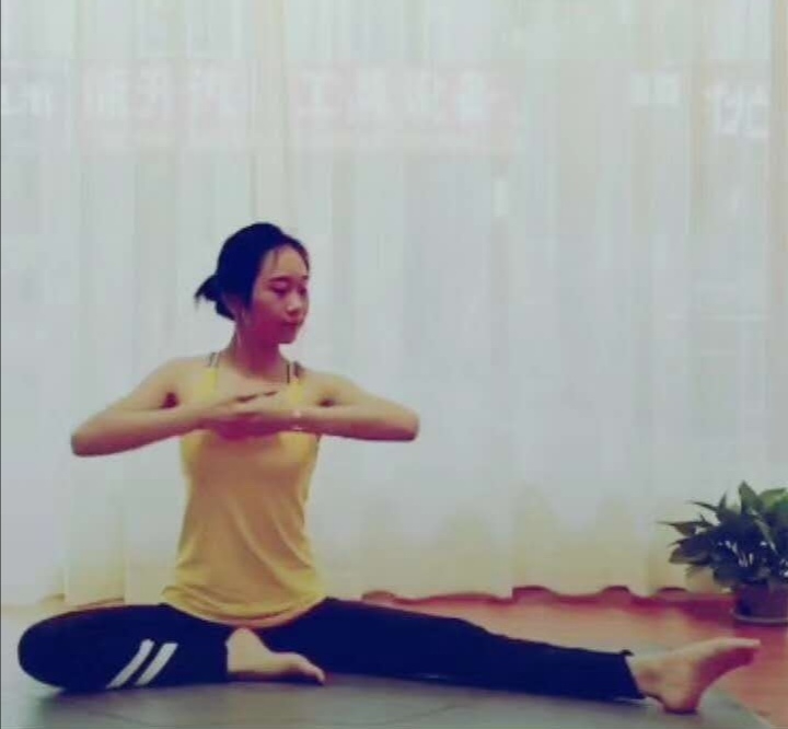 静静子的第一张照片--周宁交友网