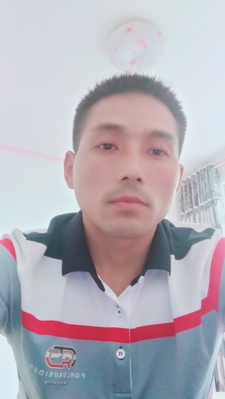 染红尘世的第二张照片--周宁交友网