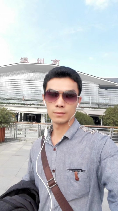 错把真心喂了狗的第三张照片--周宁交友网