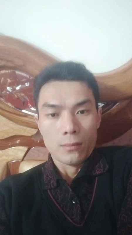 错把真心喂了狗的第四张照片--周宁交友网