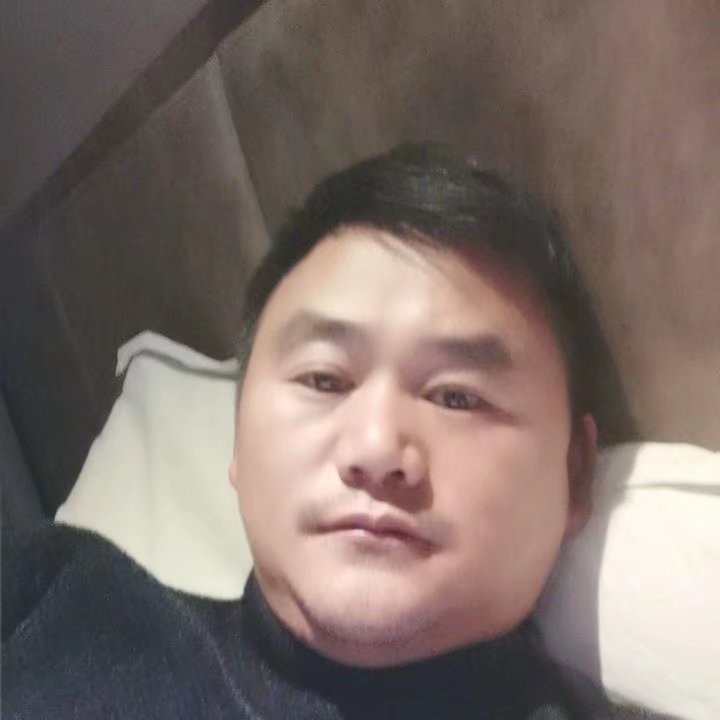 奔跑的第二张照片--周宁交友网