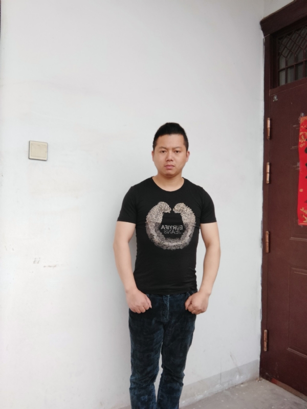 萧萧的第一张照片--周宁交友网