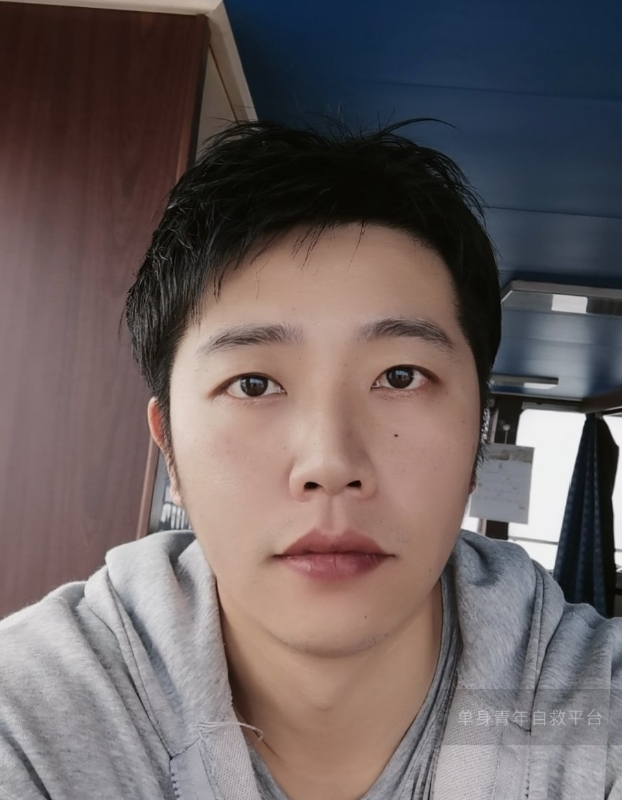 不太帅的男人的第二张照片--周宁交友网