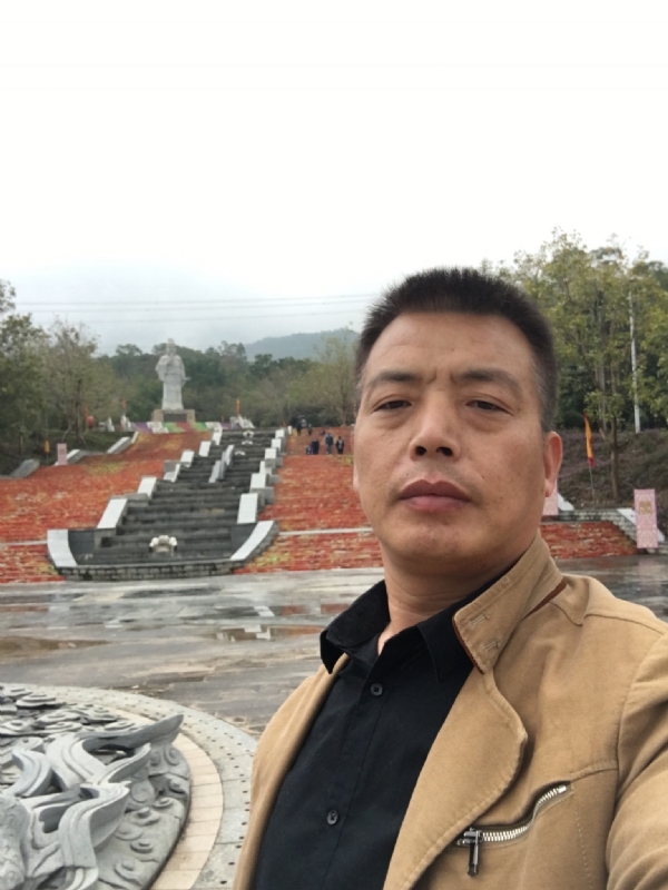开心的松鼠的第一张照片--周宁交友网