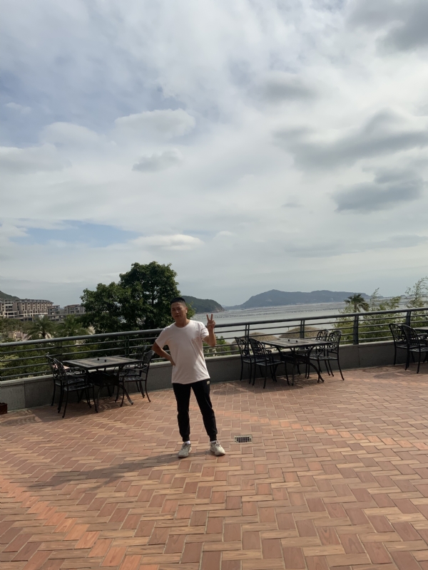 心酸瑟果的第一张照片--周宁交友网