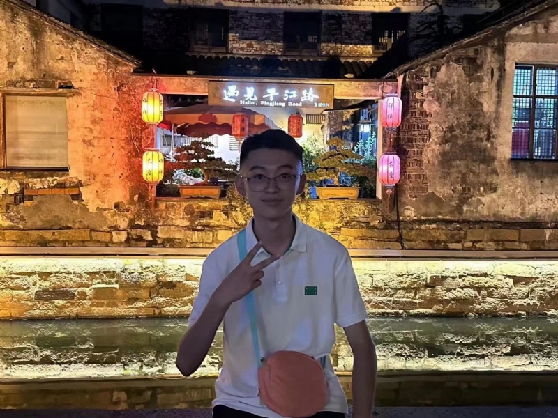 李四的第一张照片--周宁交友网