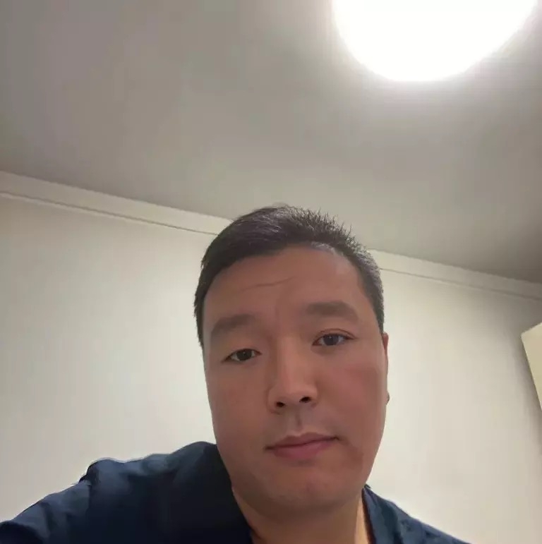 穿唐装的松鼠的第一张照片--周宁交友网