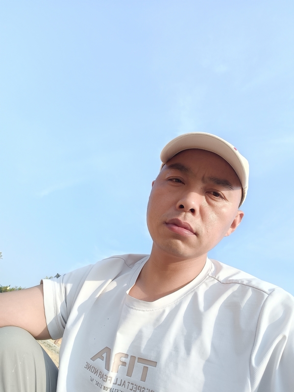 哥哥的第一张照片--周宁交友网