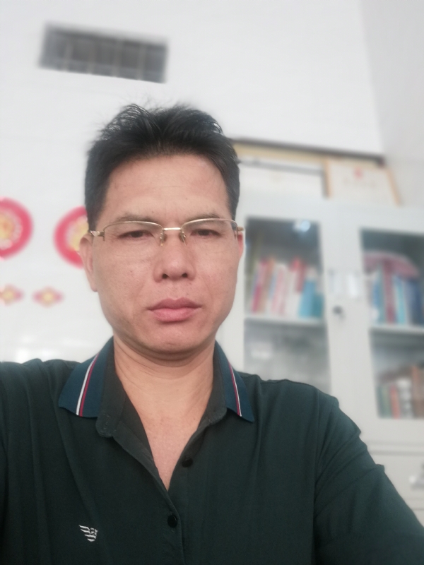 后视镜的第一张照片--周宁交友网