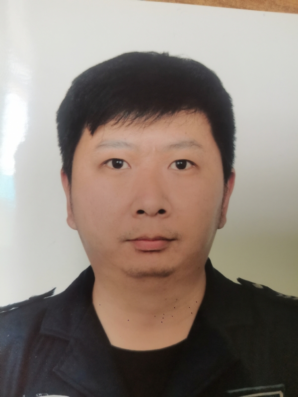 吕嘉的第一张照片--周宁交友网